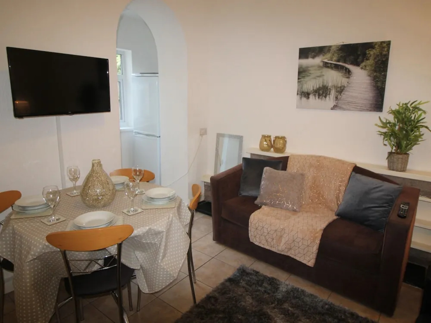 Rickard Street 4 Bed House Near J32 and M4 by Cardiff Holiday Homes