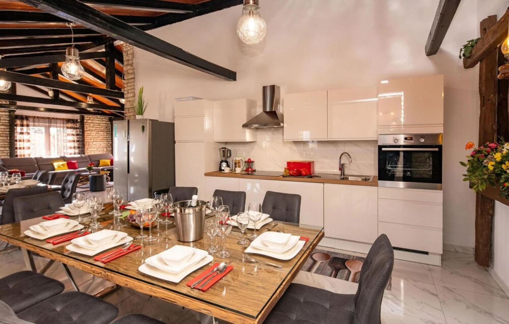 Awesome Home in Turanj with Hot Tub, WiFi & Heated Swimming Pool