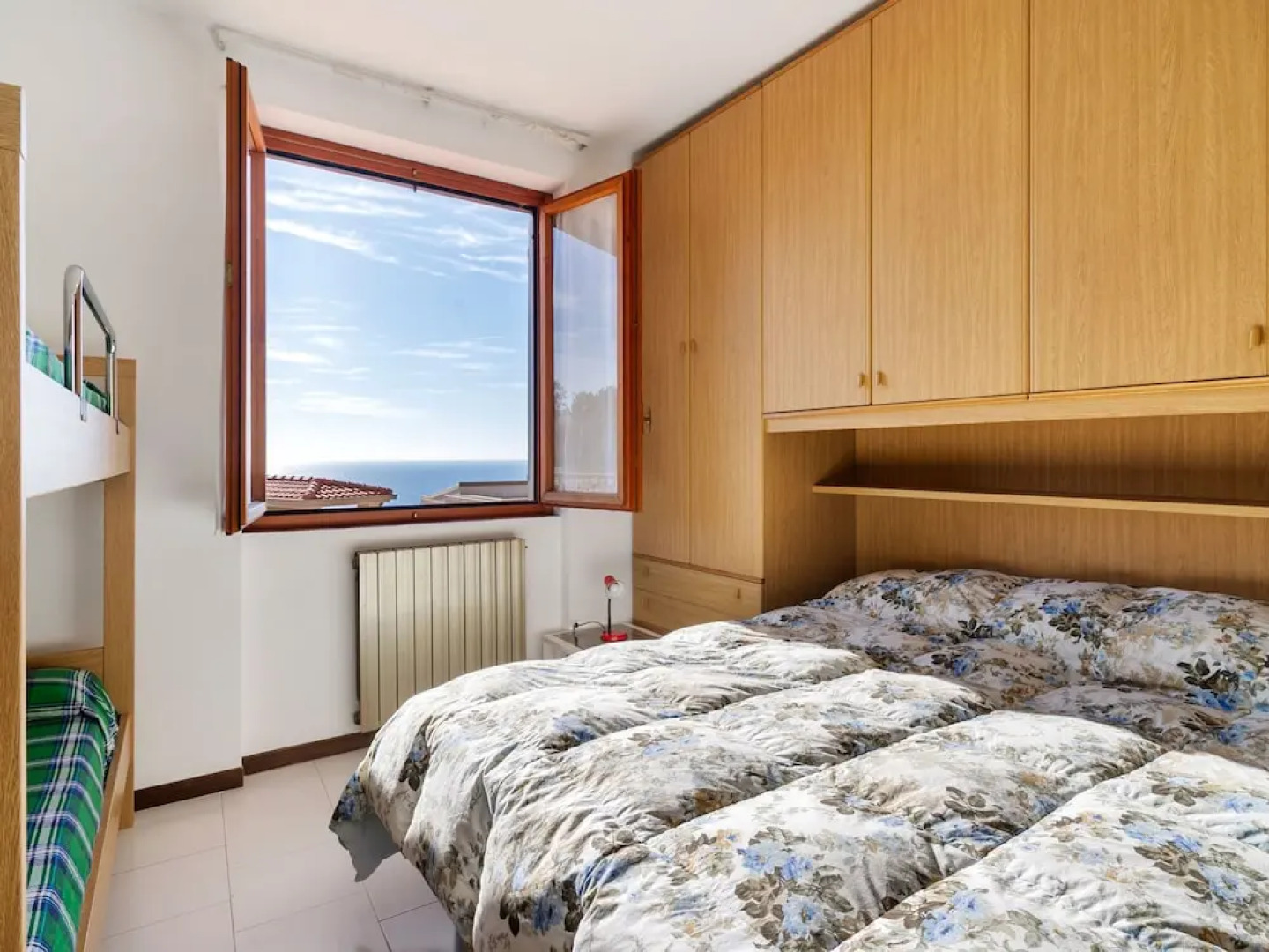 Snug Apartment in Ospedaletti With Swimming Pool