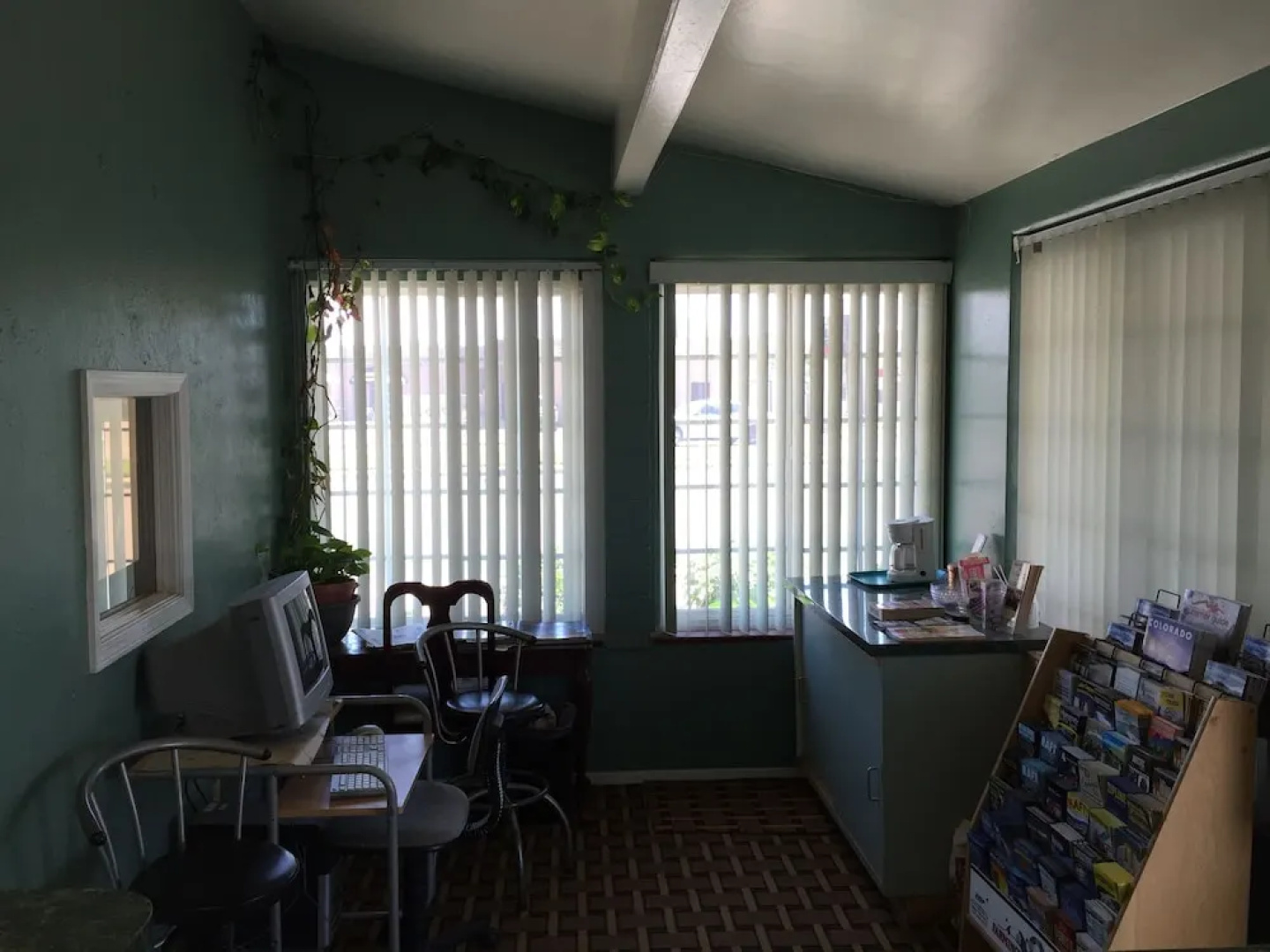 Encore Motel