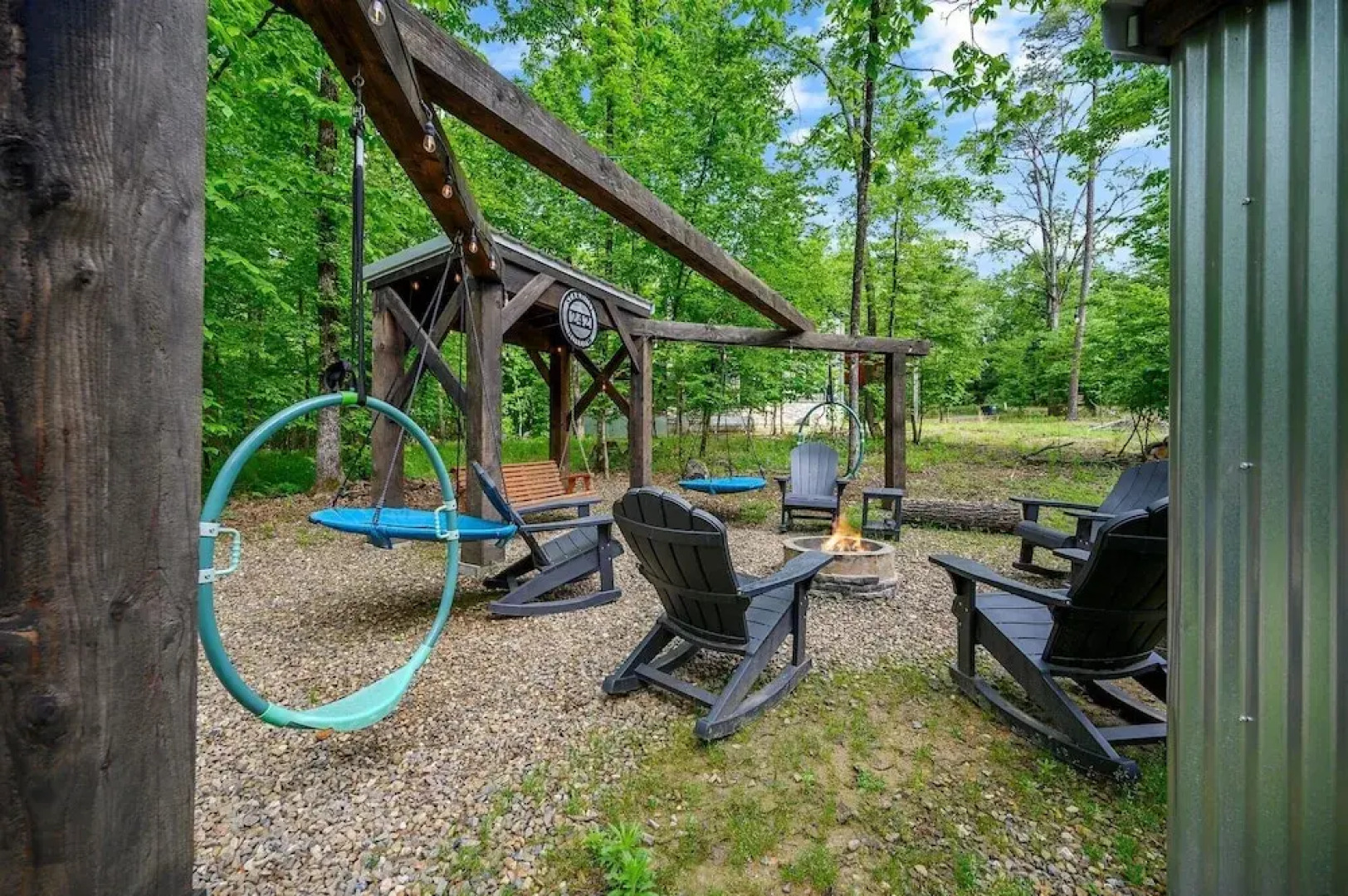 Stardust Hollow Cabin for 14