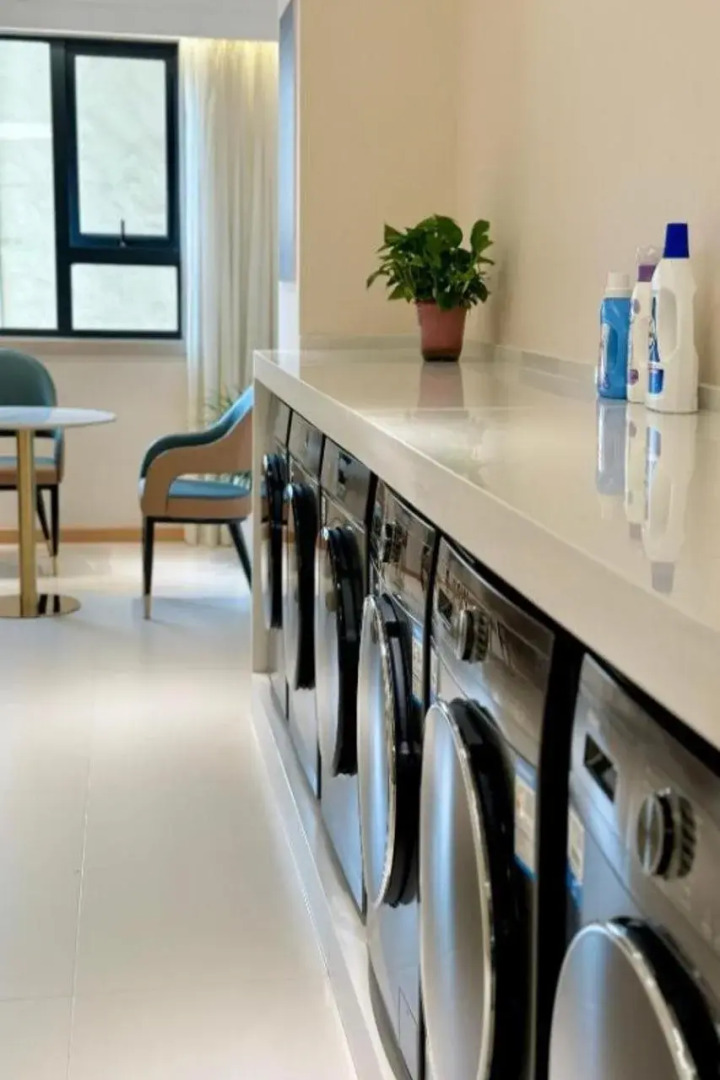 Jinjiang West Capital International Hotel