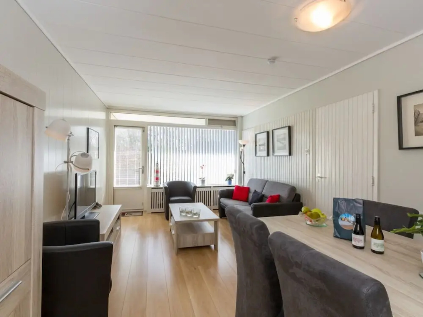 Apartment in Flushing Near Vlissing Beach