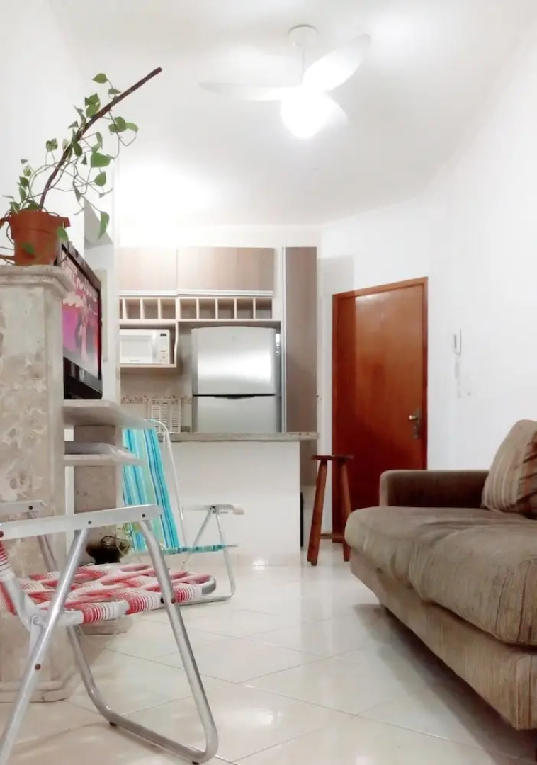 Apto. Pé na areia com Churrasqueira