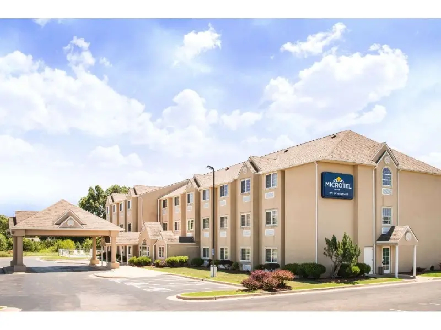 Microtel Inn & Suites Claremore