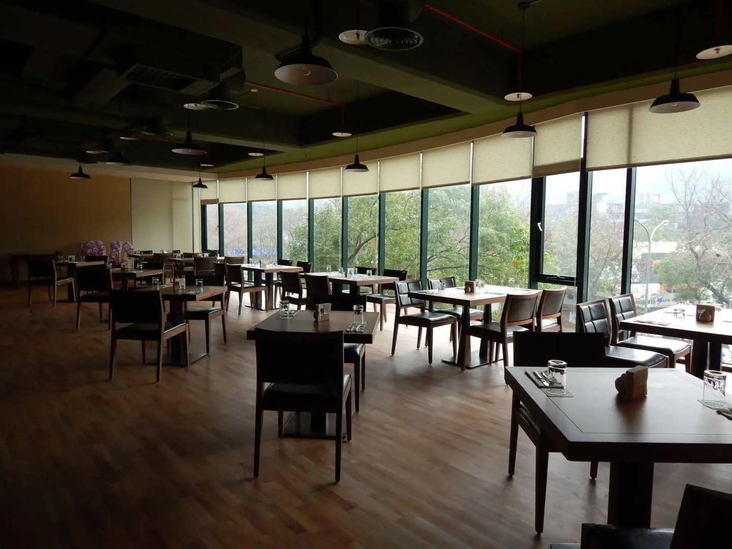 Yusense Hotel