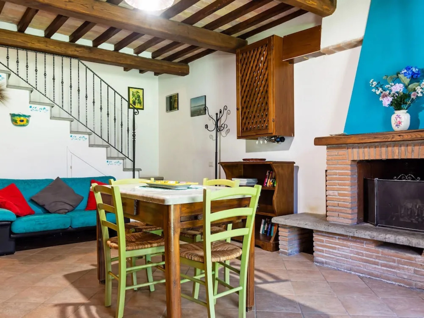 Vintage Holiday Home in Bolsena With Swimming Pool