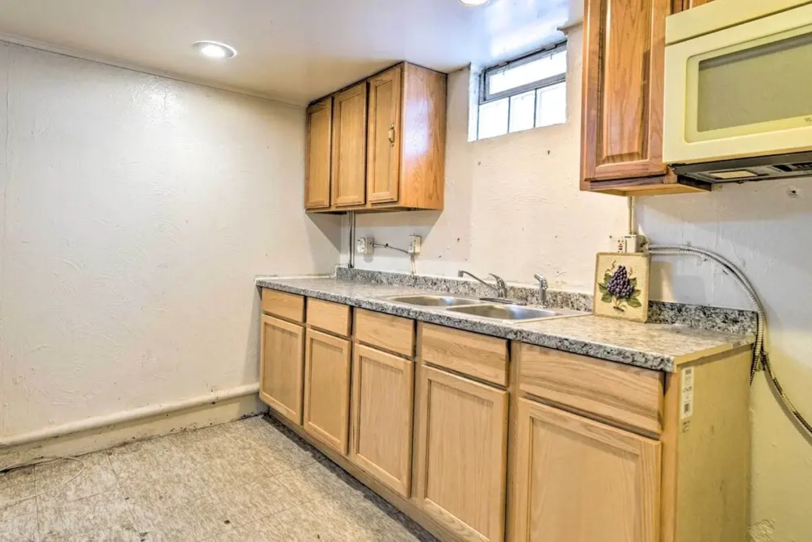 Pet-friendly Dearborn Home < 2 Mi to Downtown!