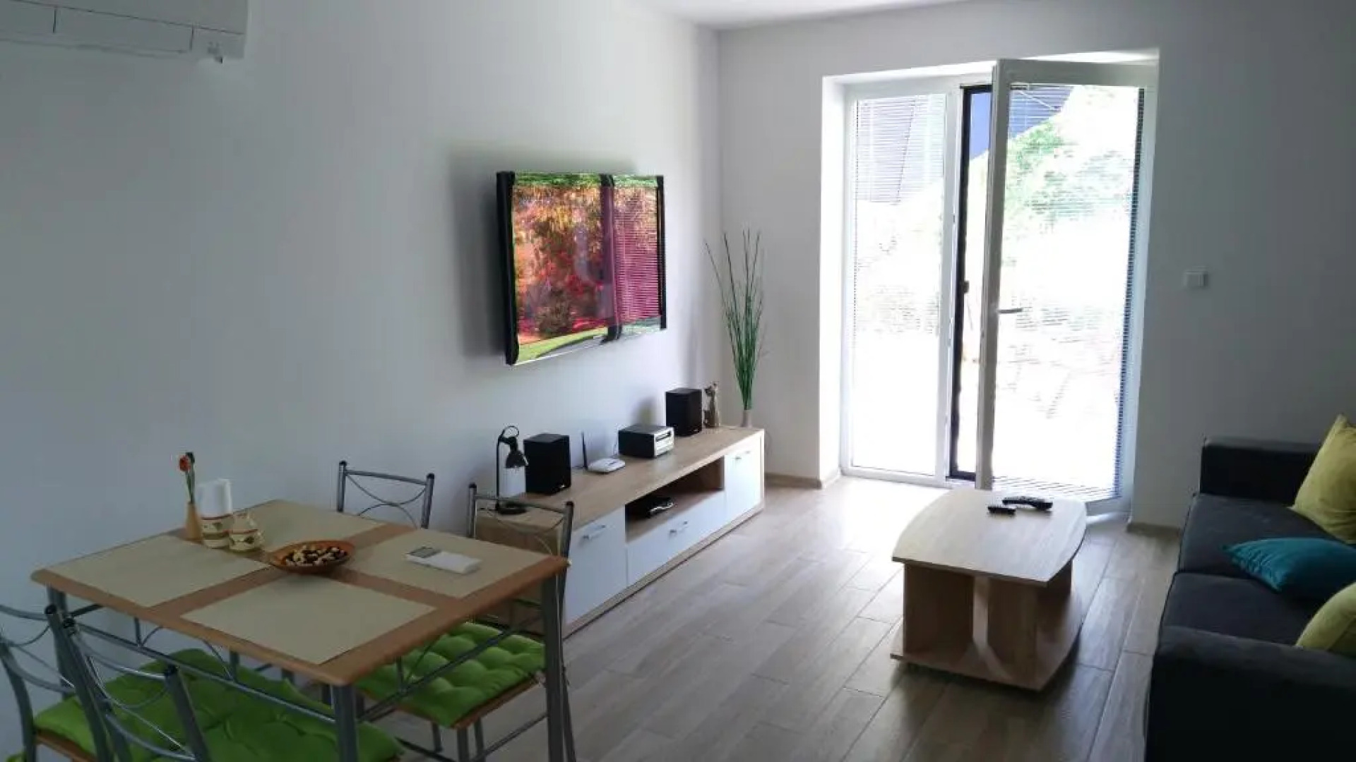 Apartman pod lipou - samostatny objekt