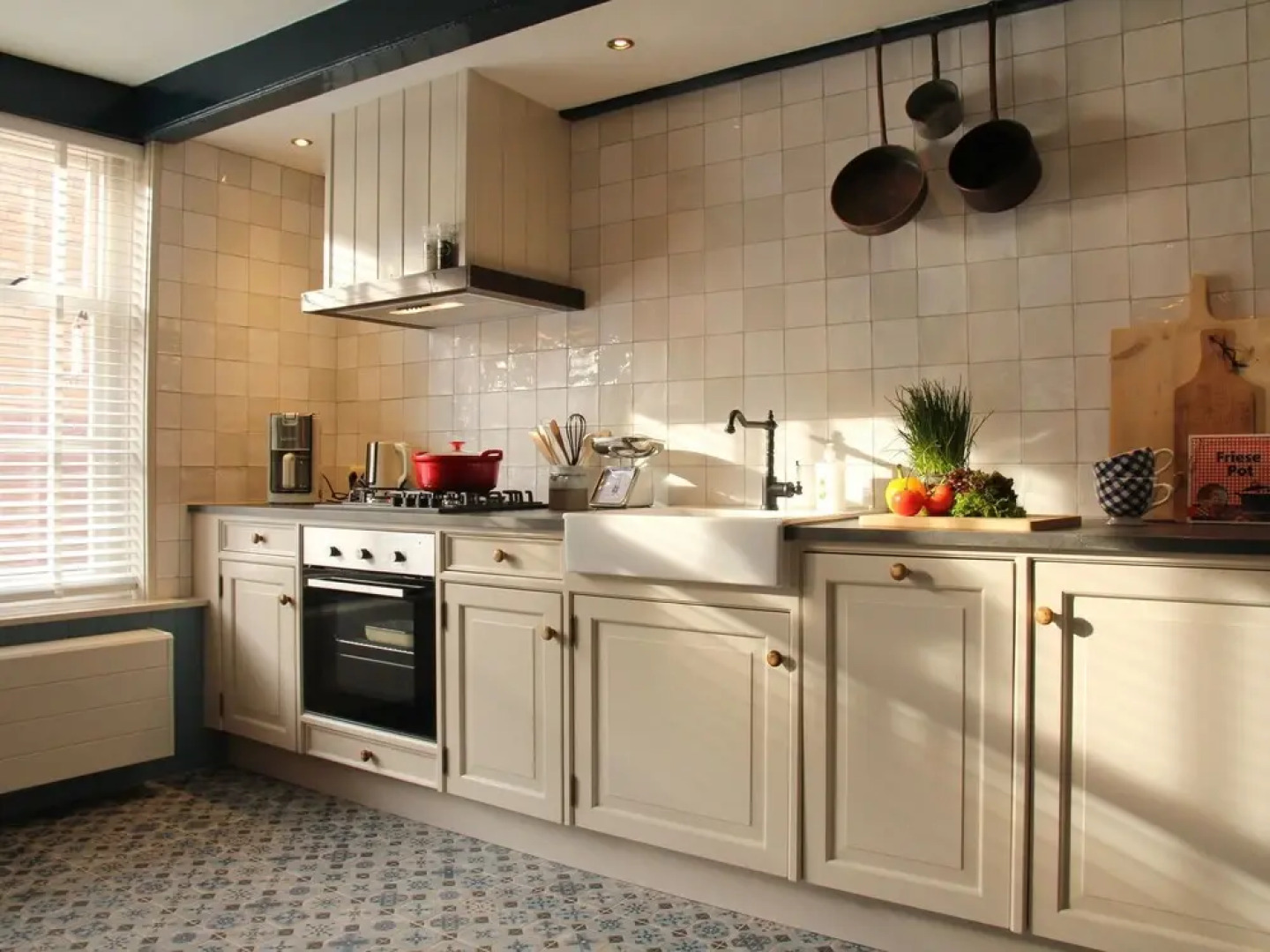 Lovely Holiday Home In Hindeloopen In A Great Setting On The 11 City Tour Route