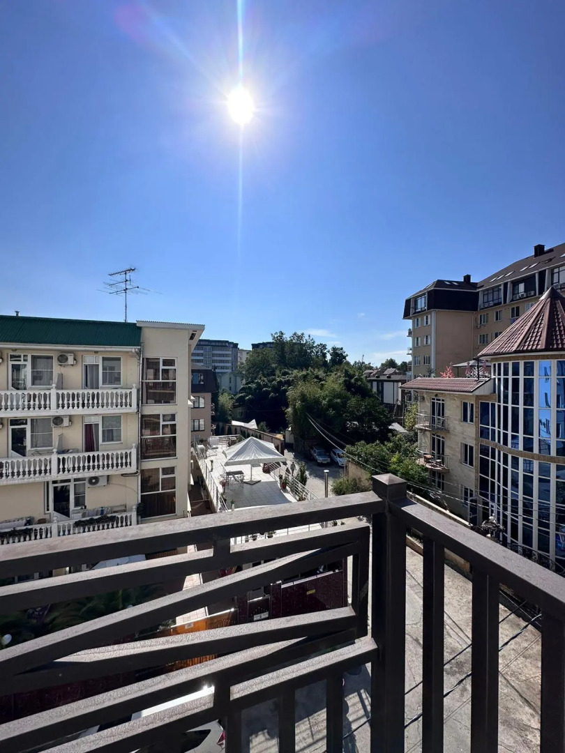 Море тут на улице Станиславского 44