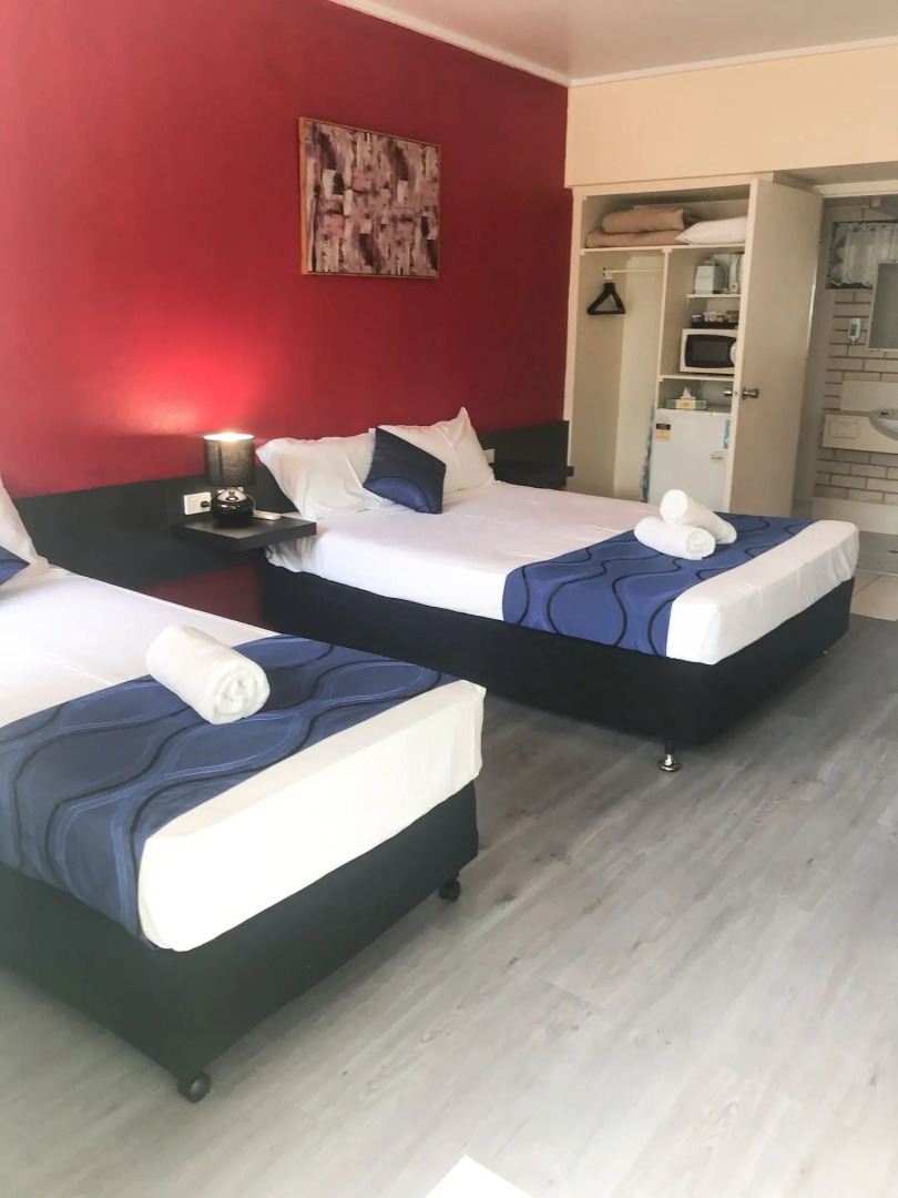 Tropical Gate Motor Inn