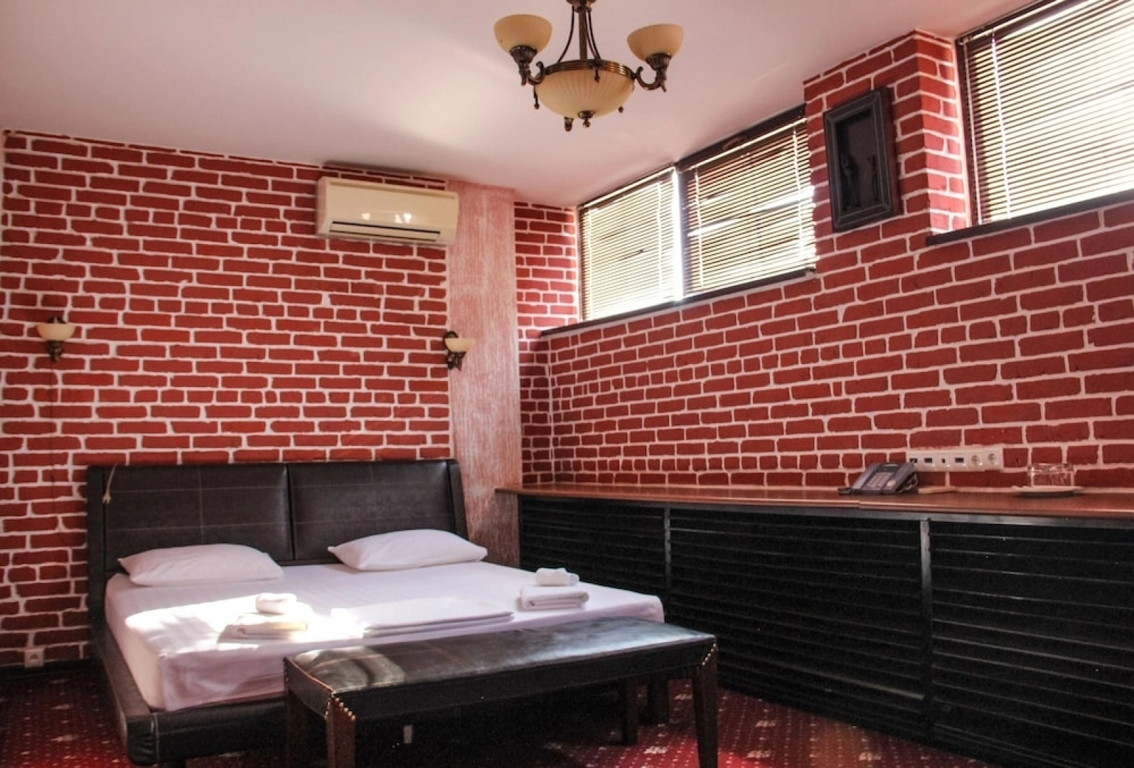 Кристалл Палас