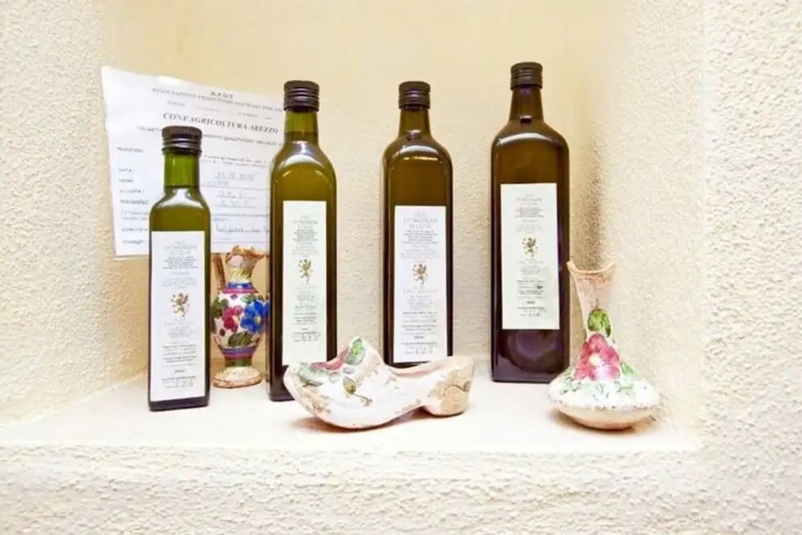 Rustic Retreat With Pool