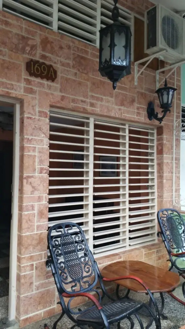 Hostal Sr.Handy Santalla