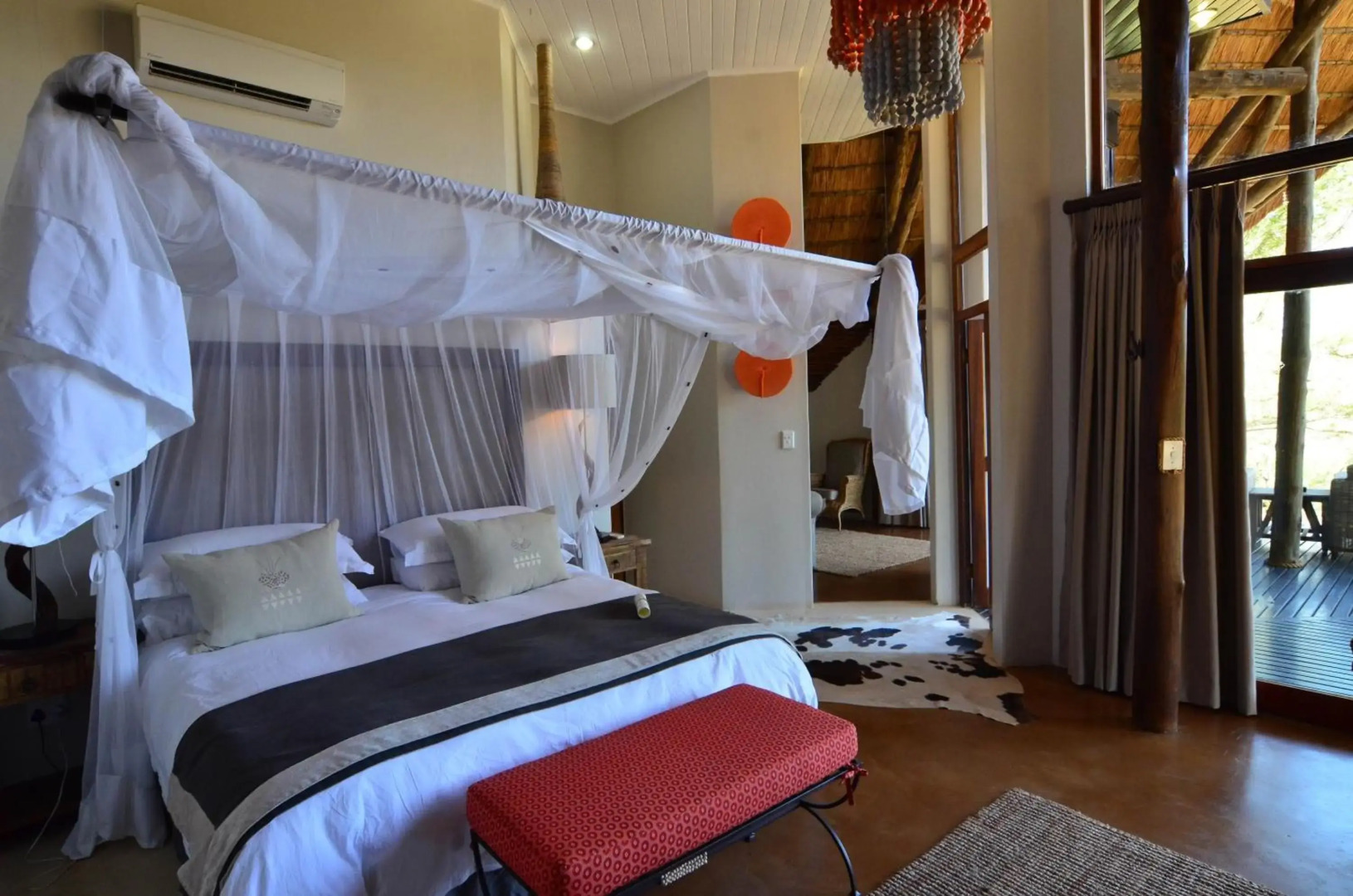 Amakhosi Safari Lodge and SPA