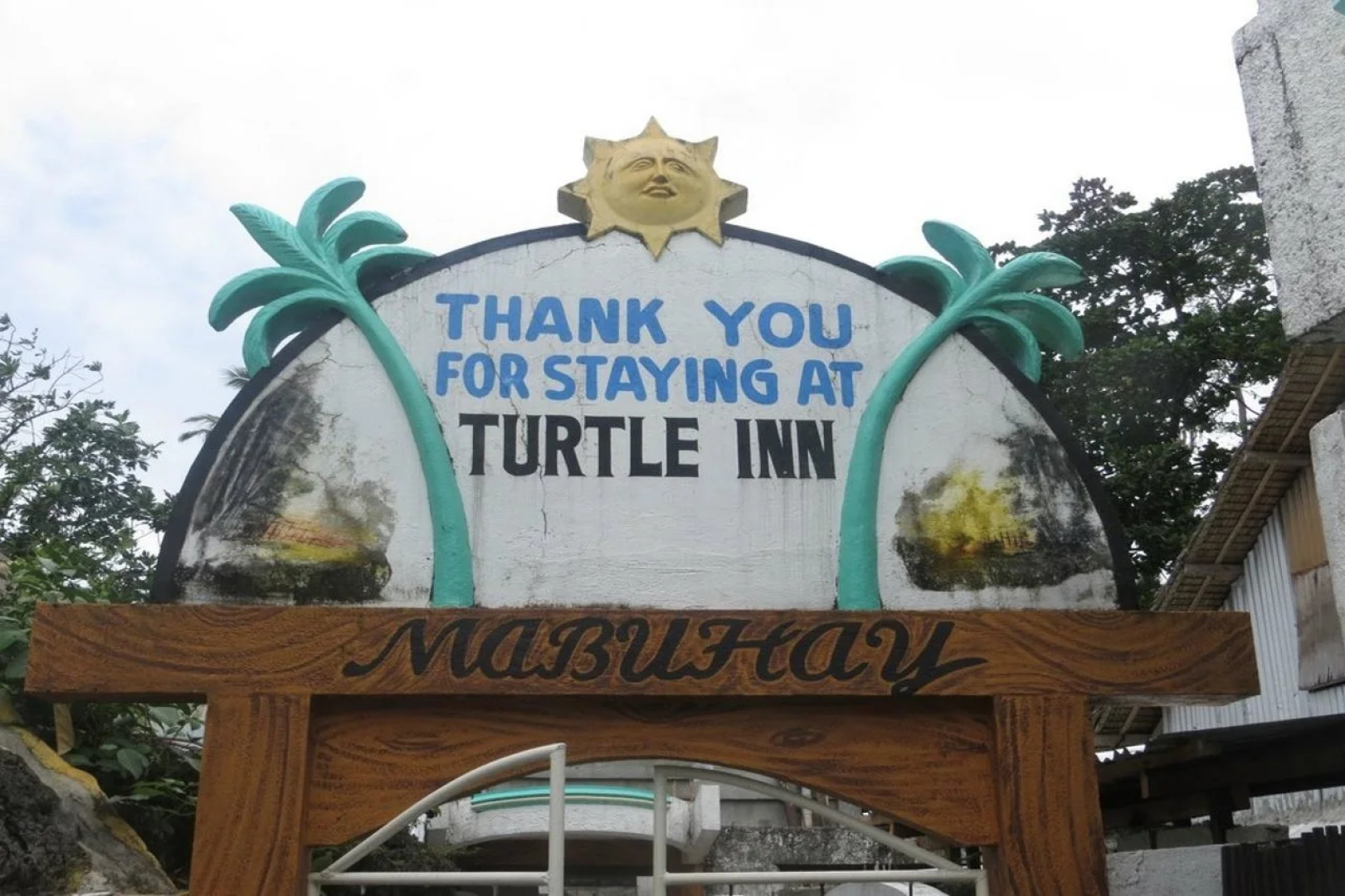 Turtle Inn Resort