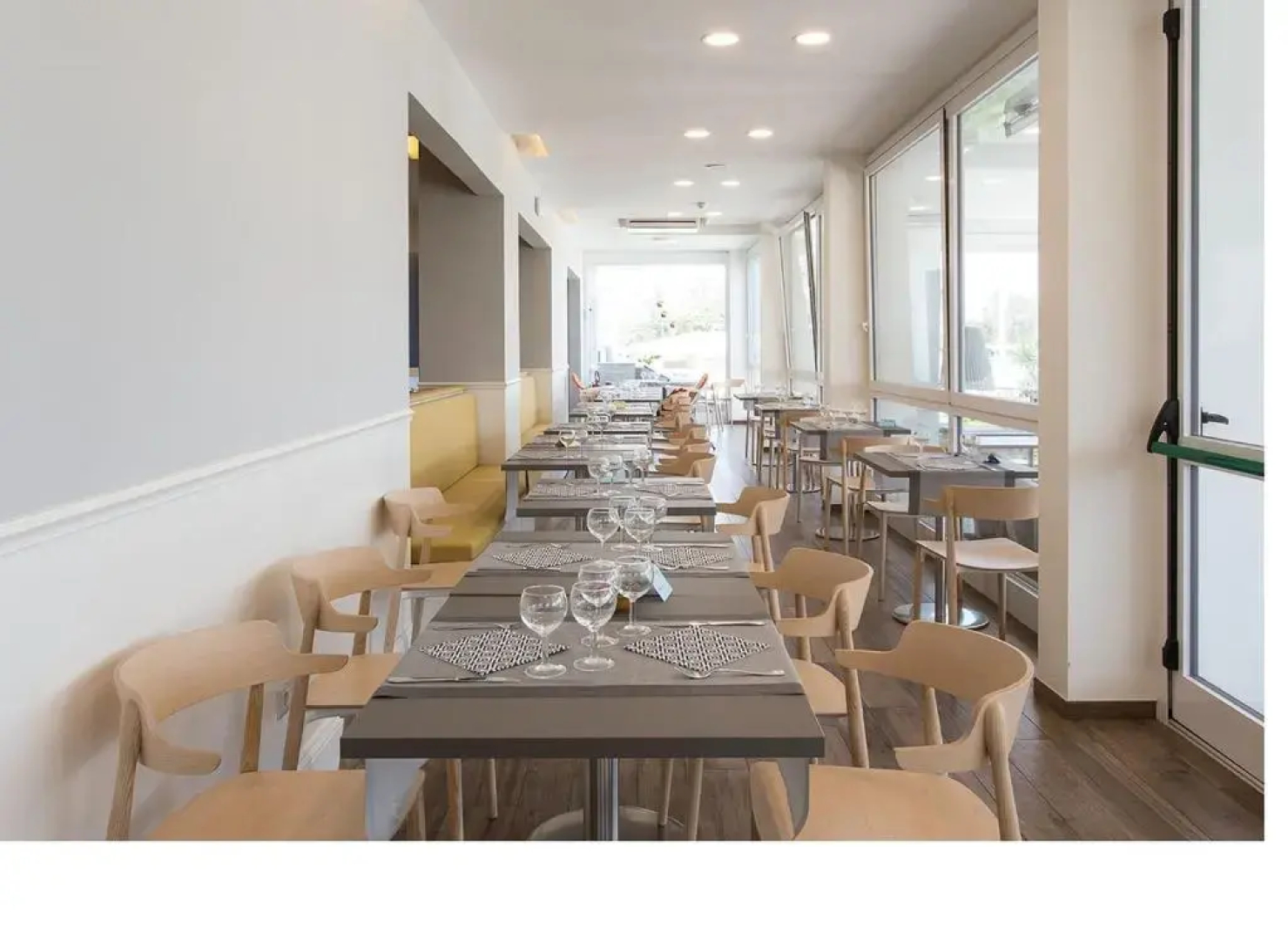 Hotel Tritone