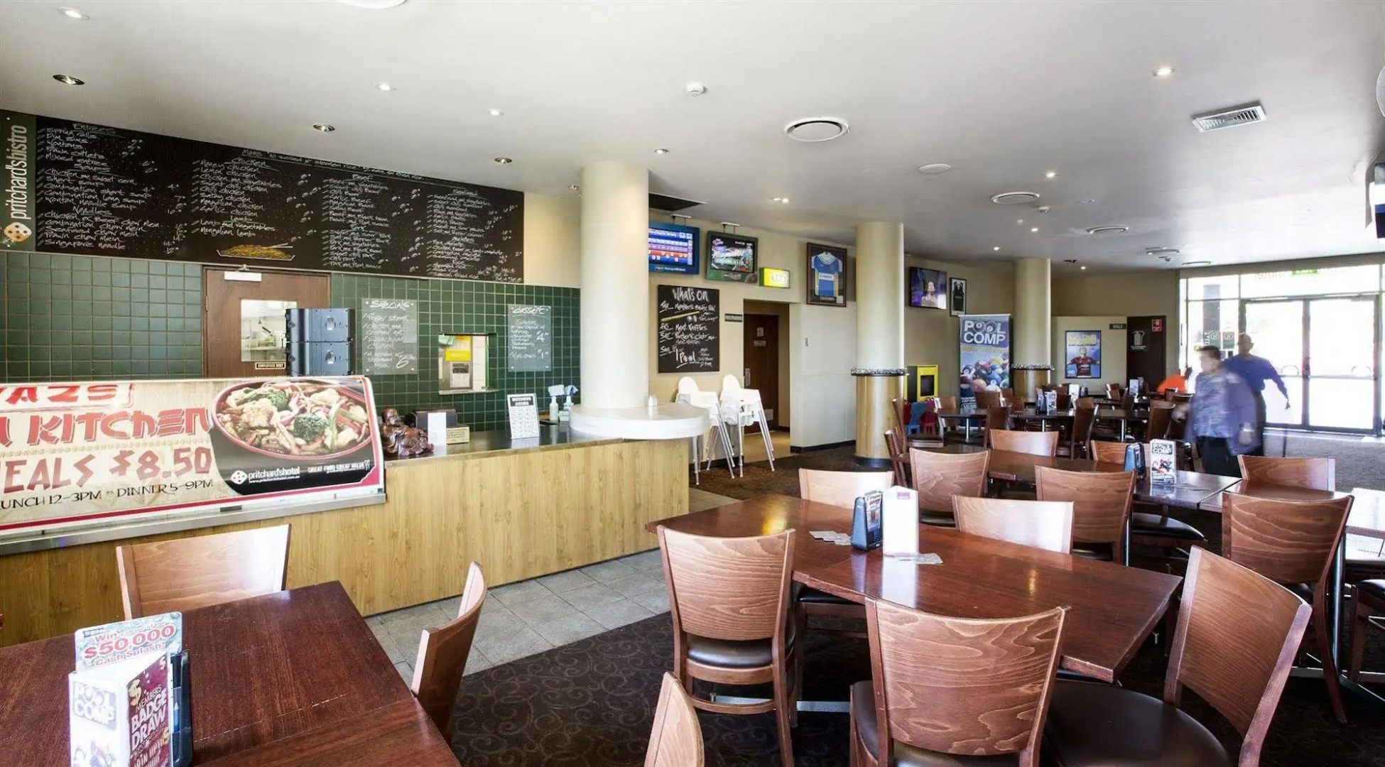 Nightcap at Pritchards Hotel