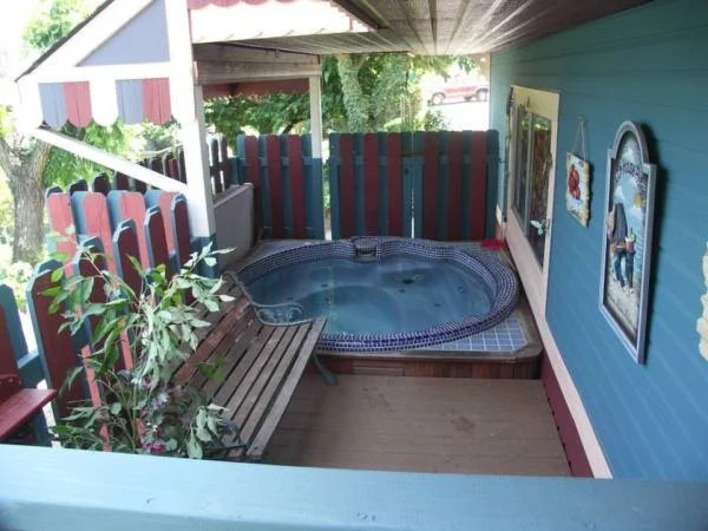 Robins Nest Bed & Breakfast