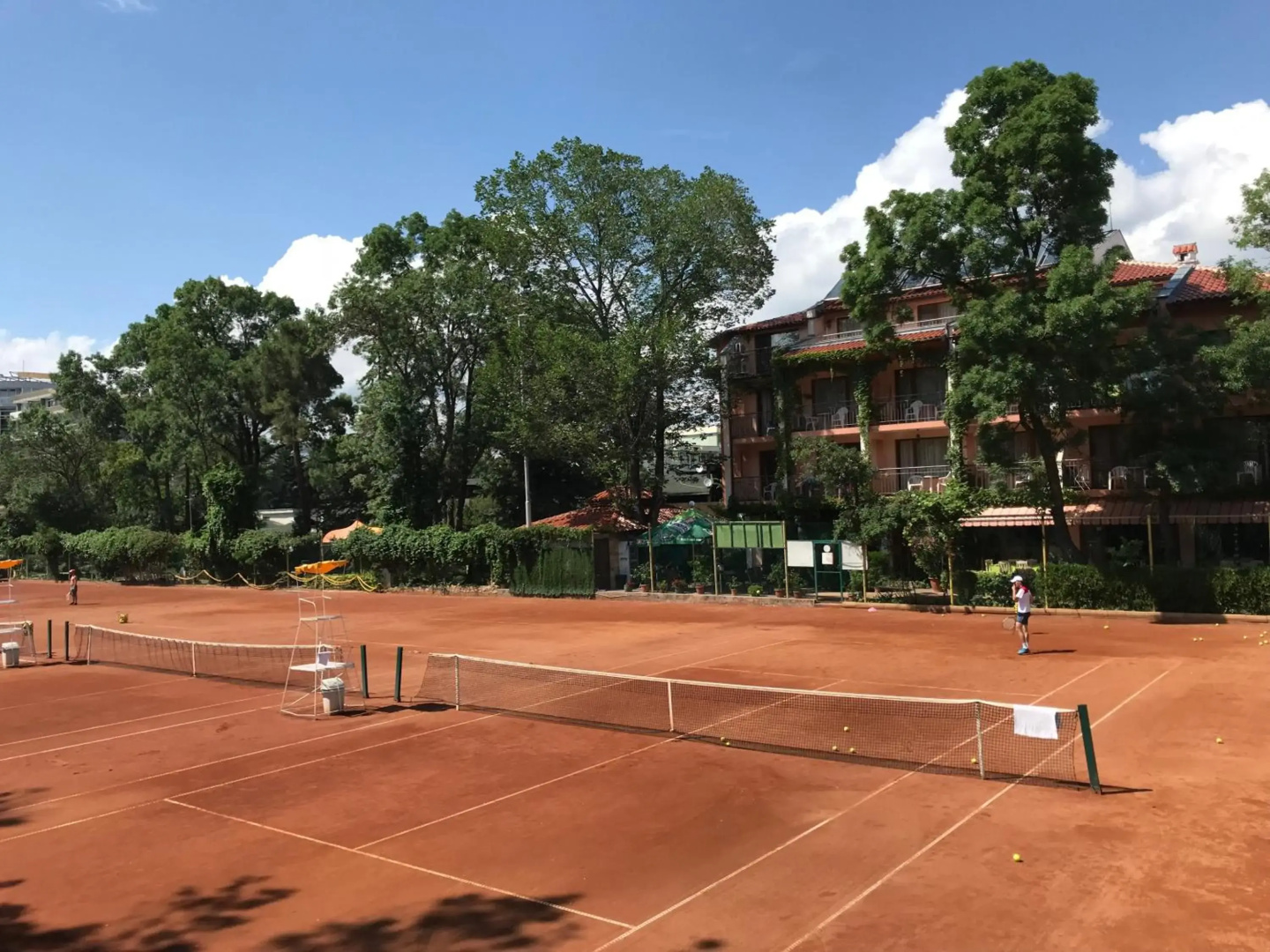 Oleander House And Tennis Club