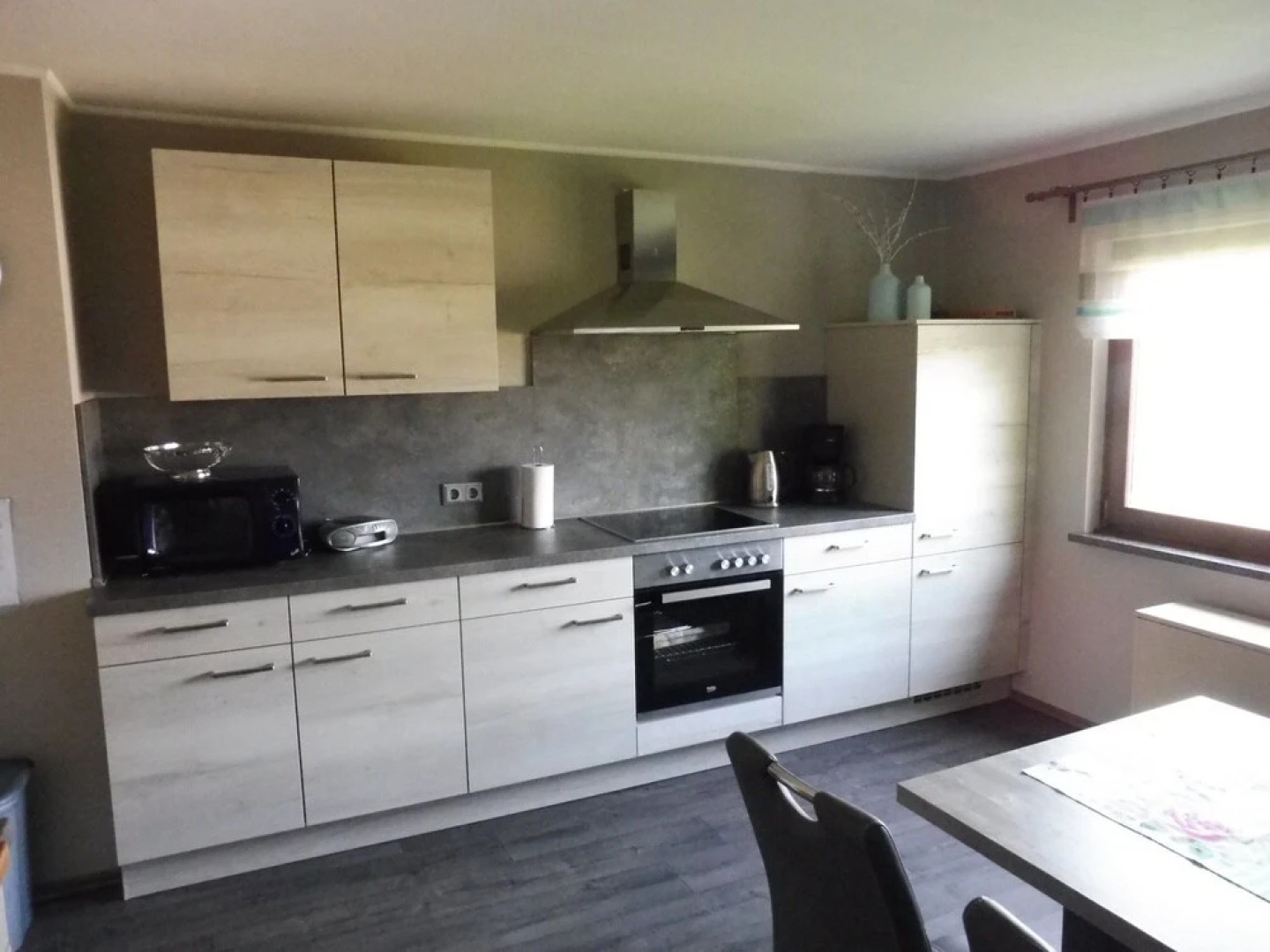 Spacious Apartment in Pracht near Forest