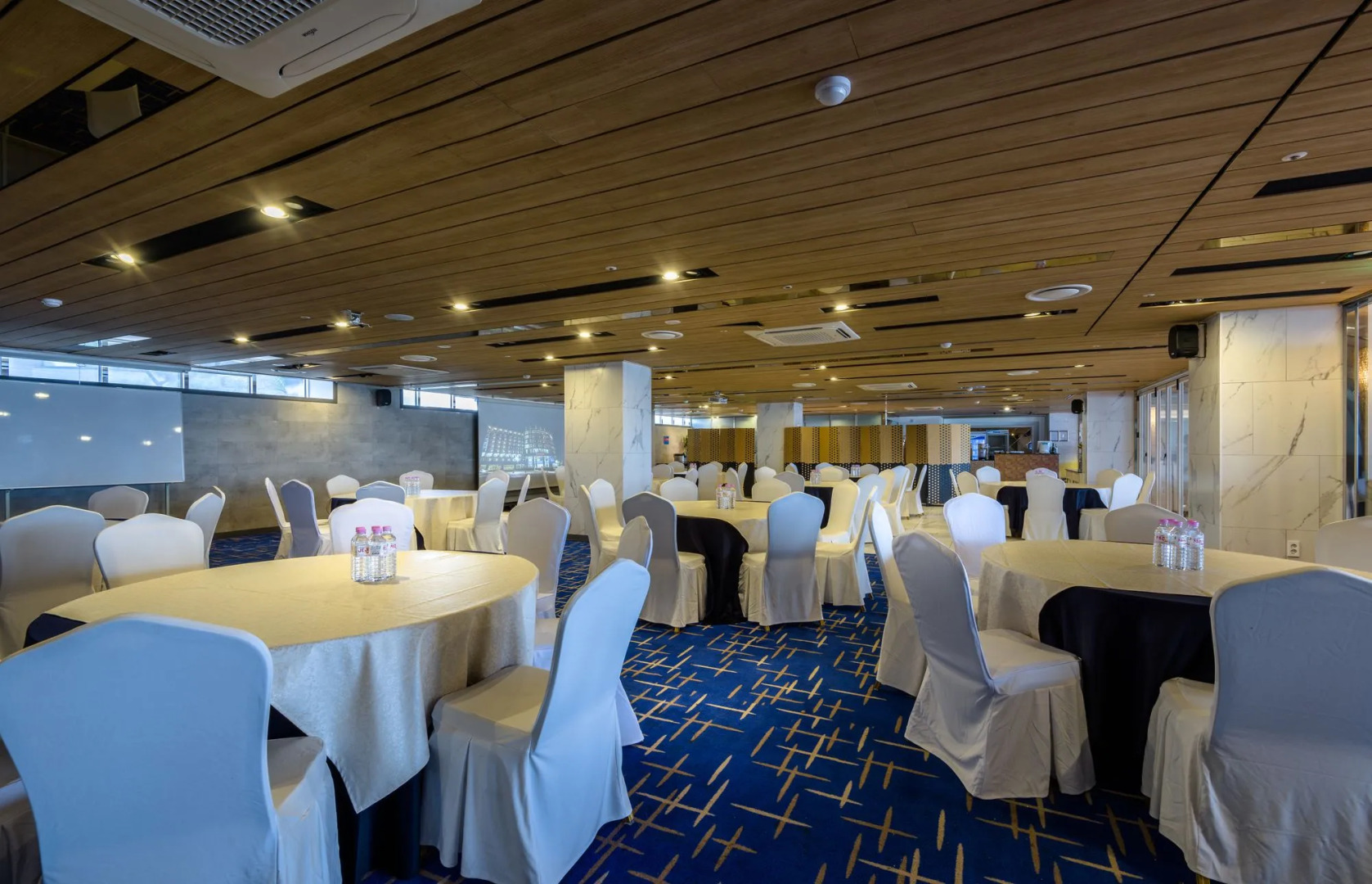 Aimi Jeju Beach Hotel Hamdeok W