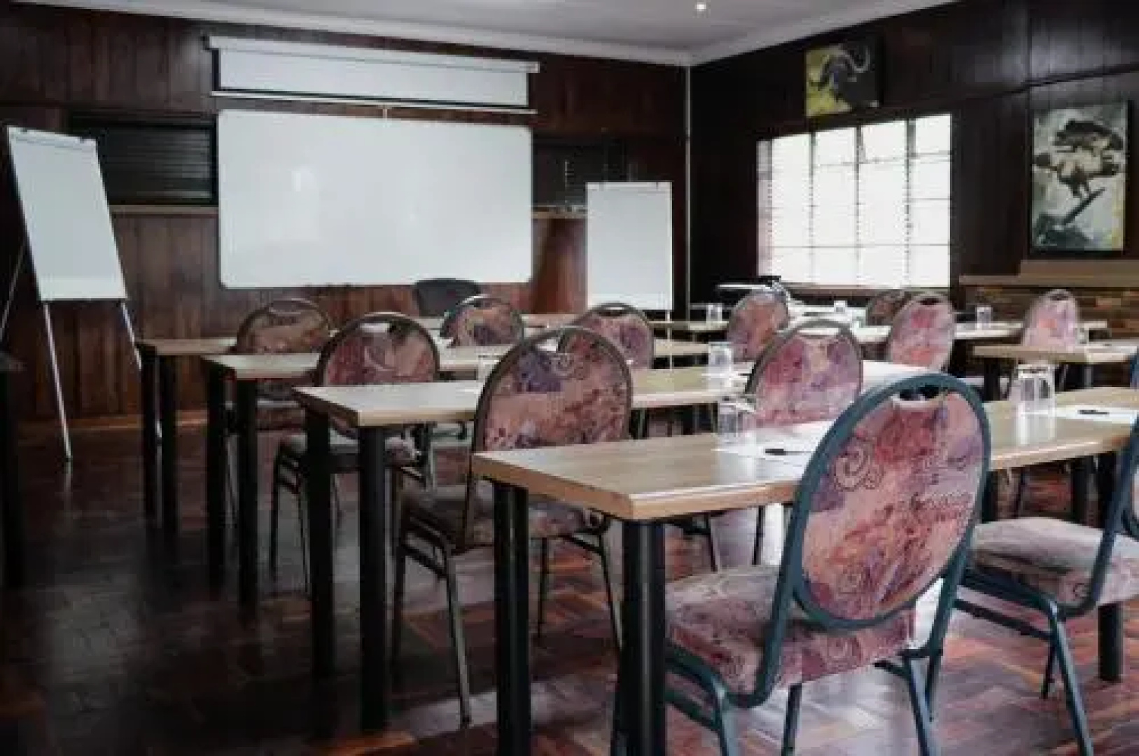 Eagles View Guest House and Business Centre