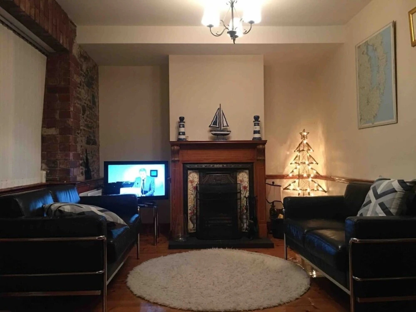 Lovely Apartment Overlooking the Harbour & bay