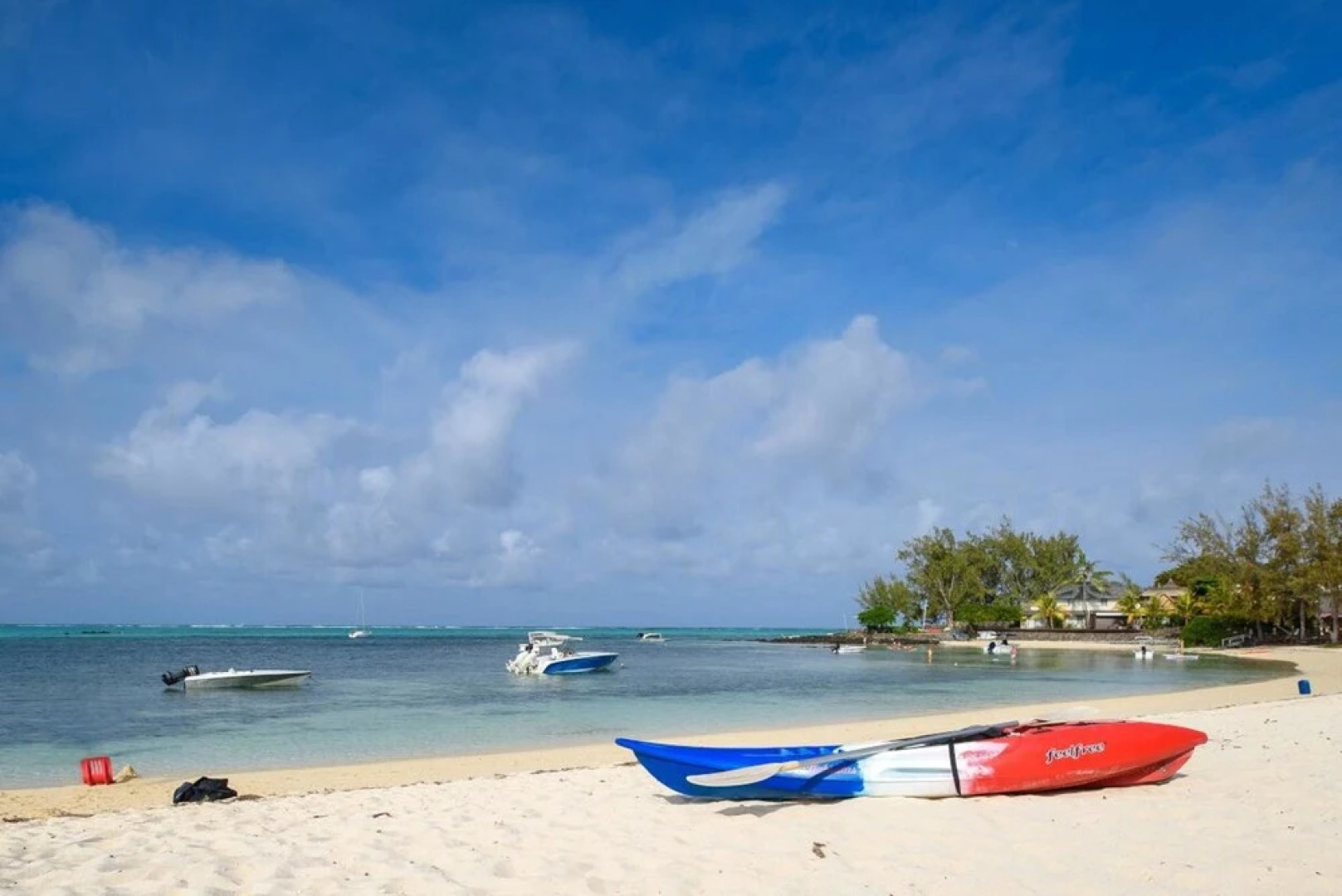 House With 3 Bedrooms in Roches Noires, With Wonderful sea View, Furni