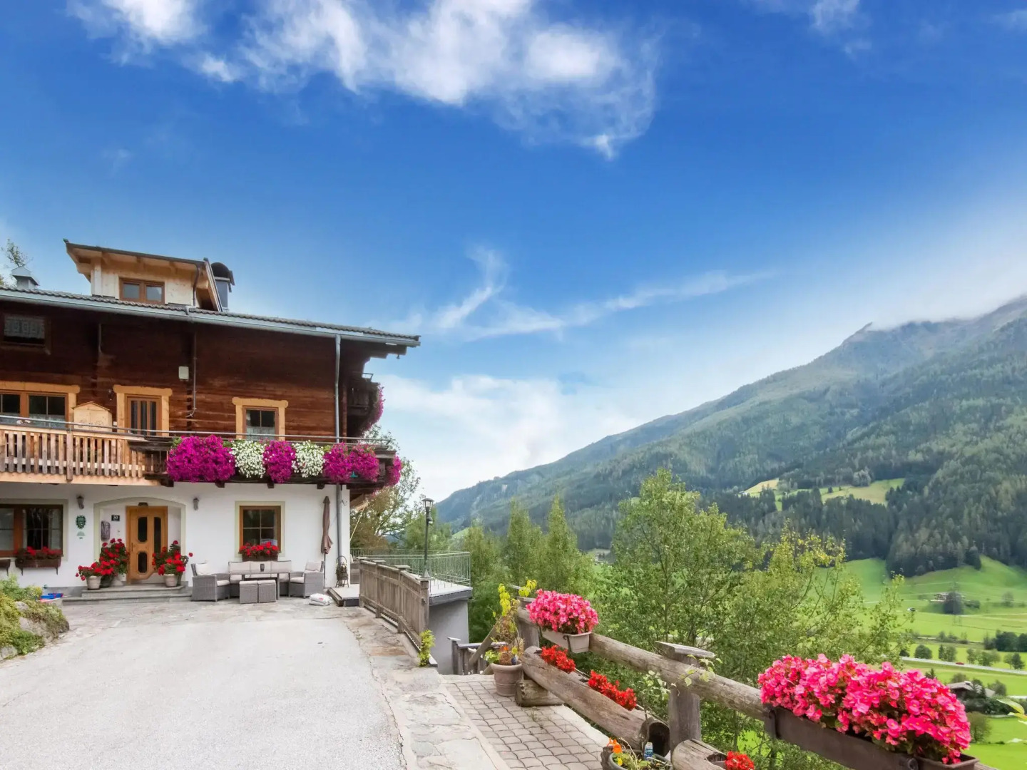 Picturesque apartment in Bramberg with balcony