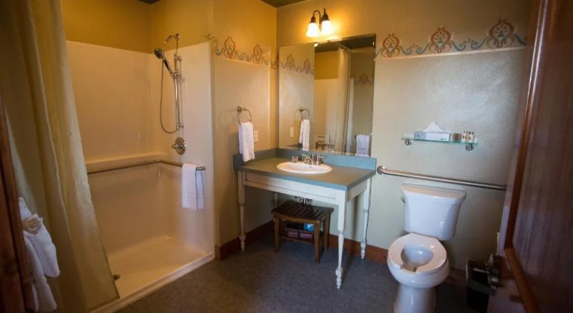 McMenamins Gearhart Hotel