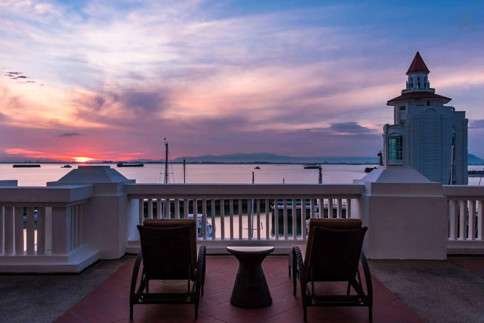 Straits Quay Marina Suites