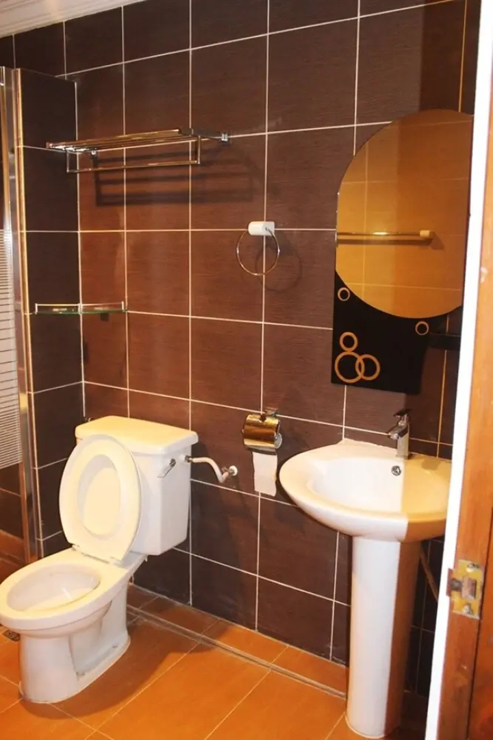 Golden Palms Hotel