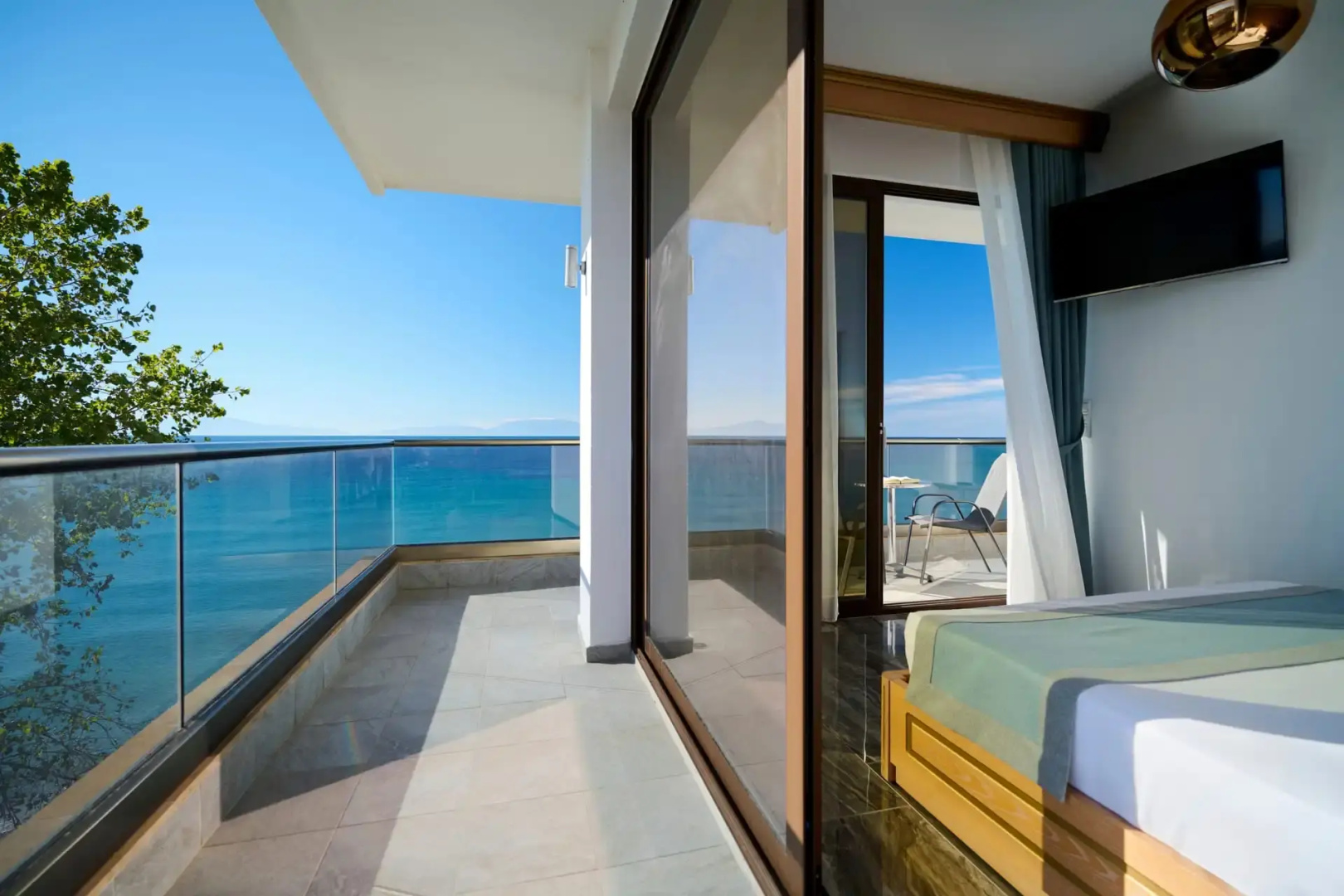 Evlogia Hotel Seafront & Annex by Greek Pride