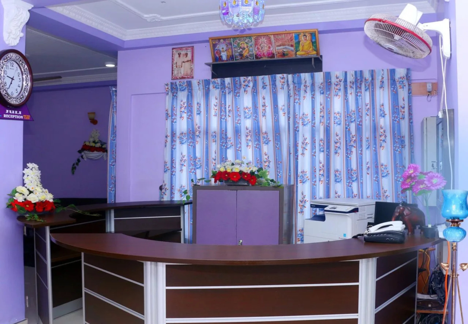 Juli Reception Hotel