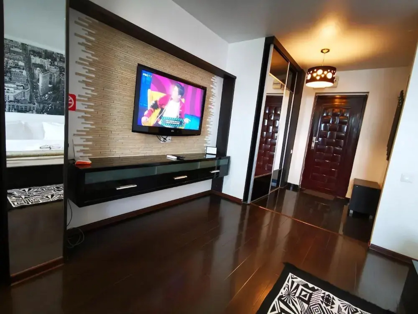 Studio G by MRG Apartments