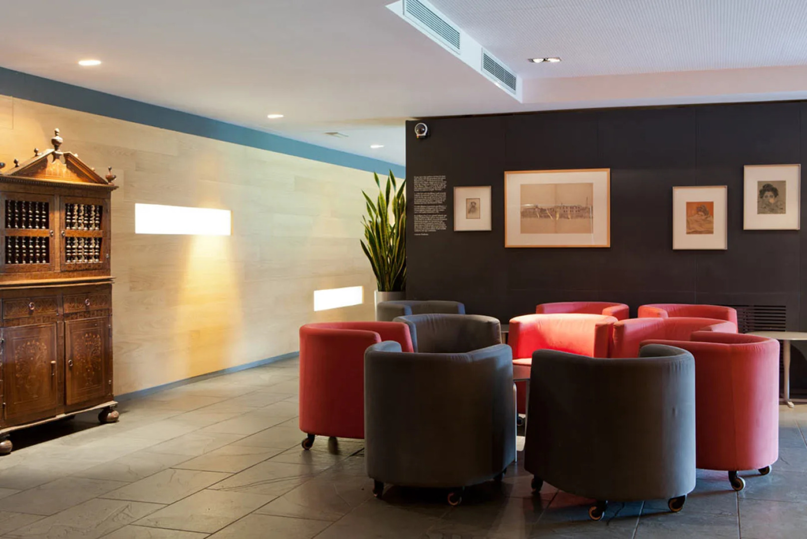 Hotel Món Sant Benet