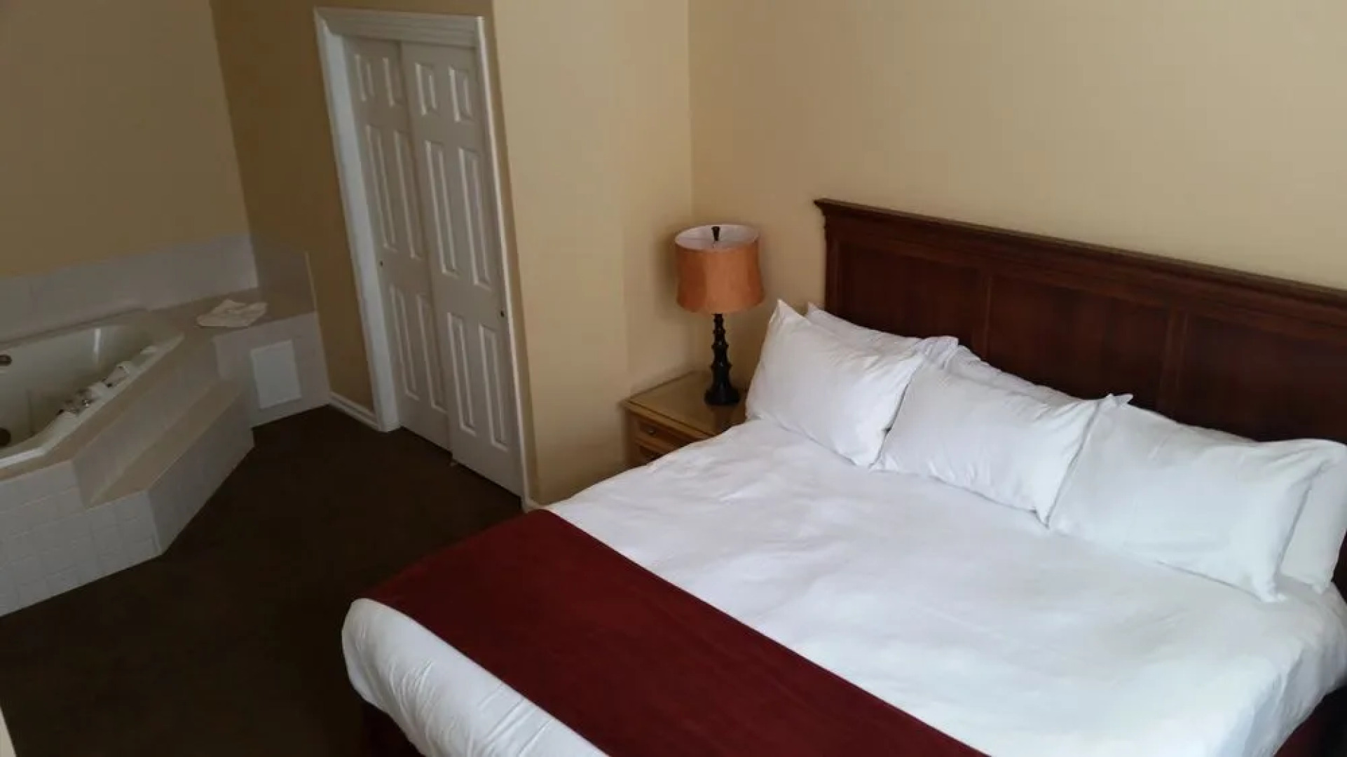 The Quarters at Lake George