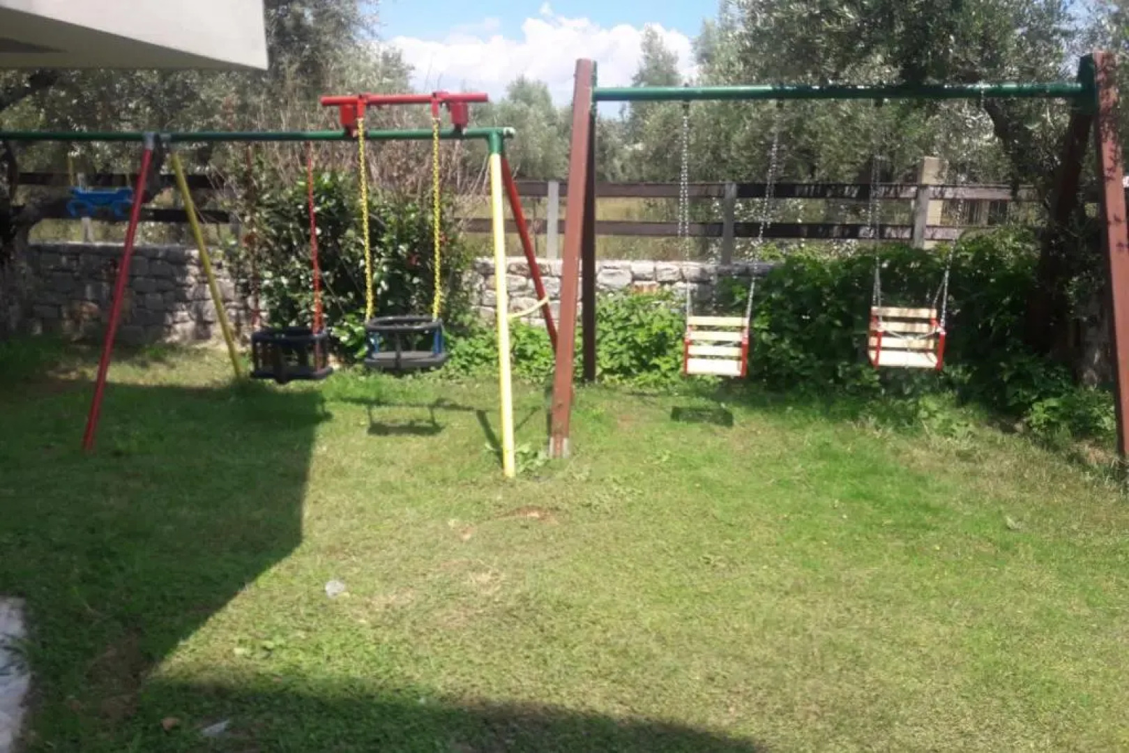 Drossia 9 in East Mani