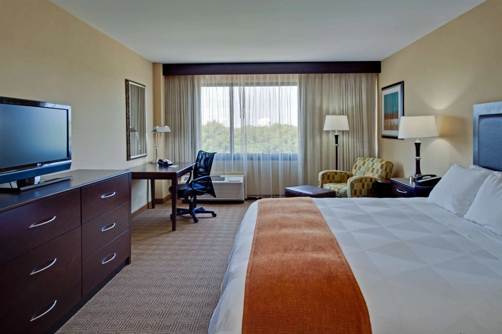 Radisson Hotel Freehold