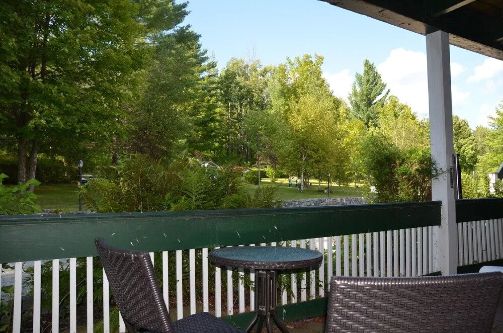 Comme Chez Soi Restaurant & Auberge