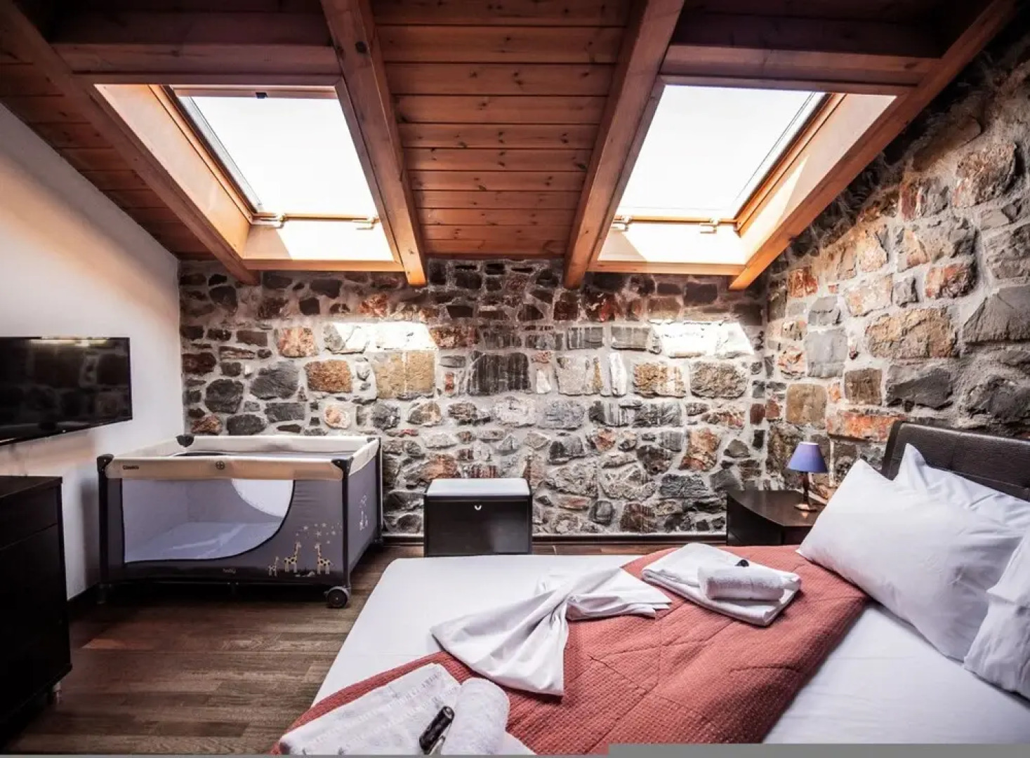 Villa Gaia With Private Pool