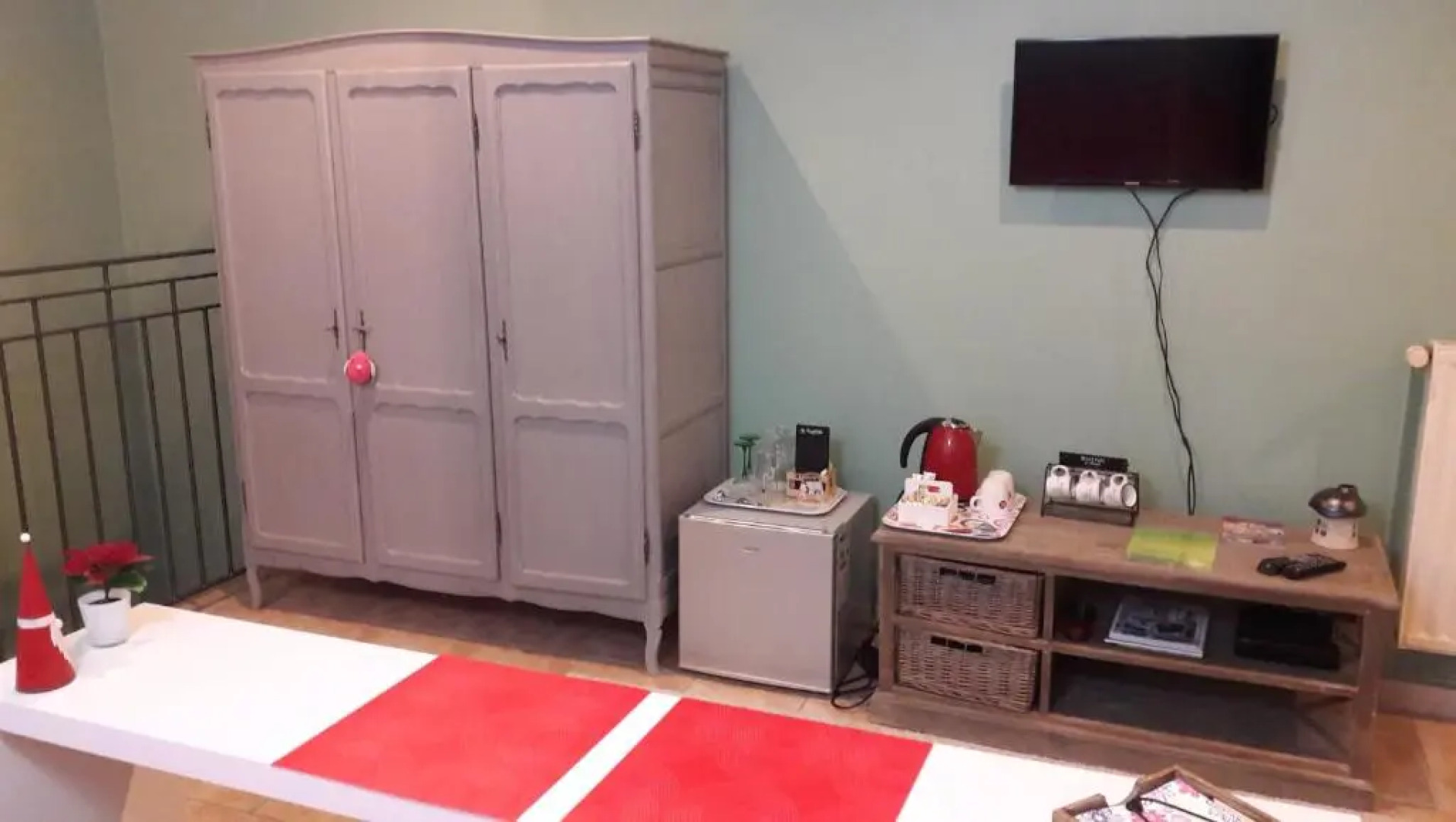 La chambre Tomis Ath