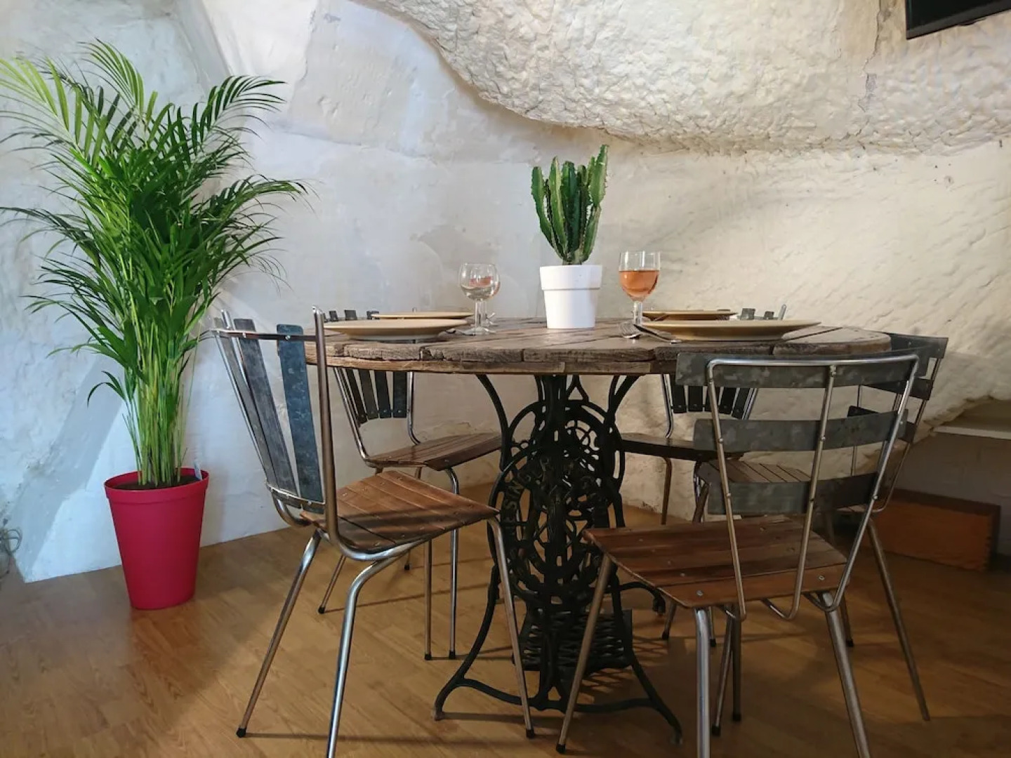 Gite Troglodytique Le Troglo'riel