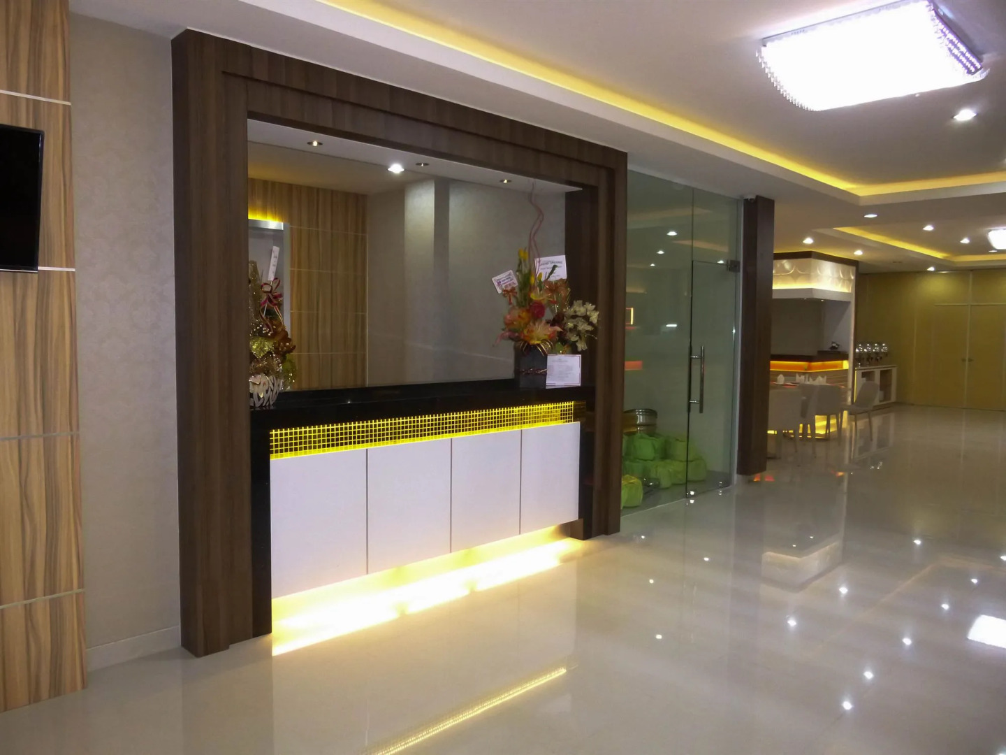 Rangkayo Basa Halal Hotel