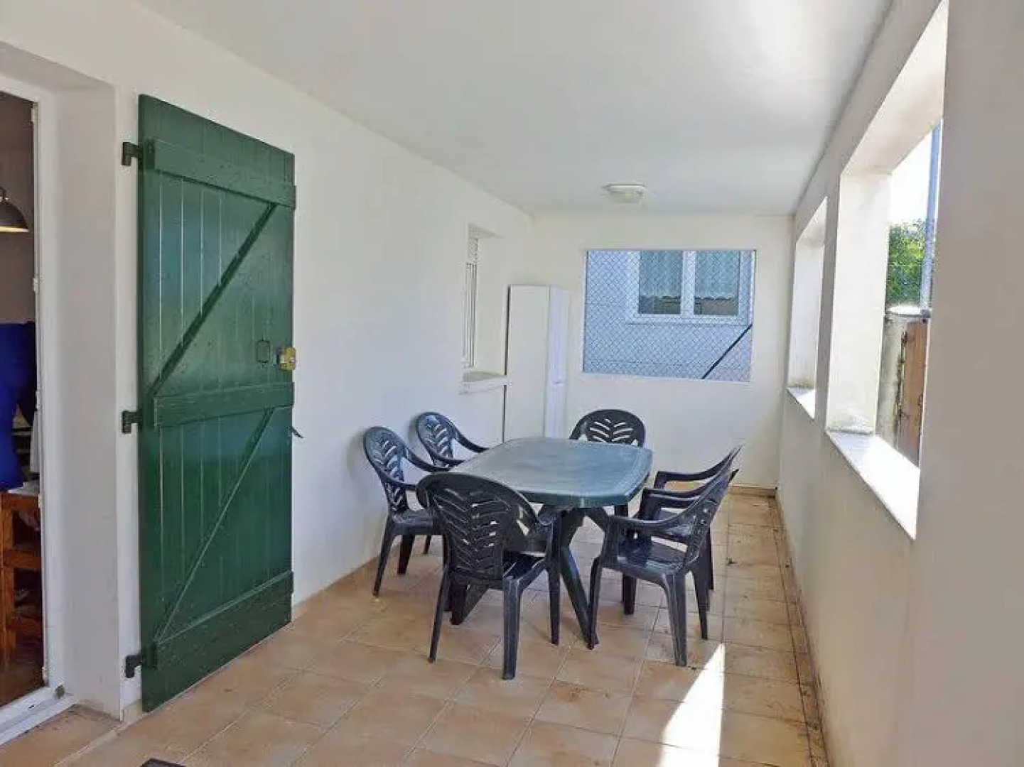 Lissardy Berri - INH 23366