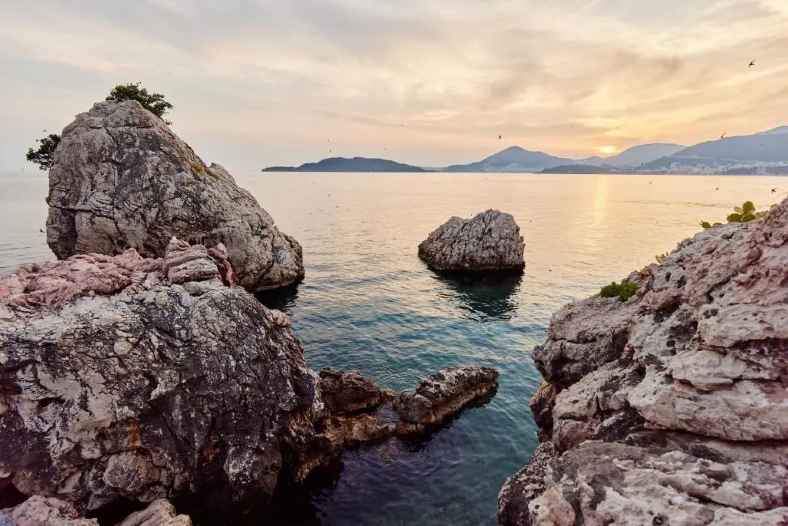 Blanche Cliff Apartments