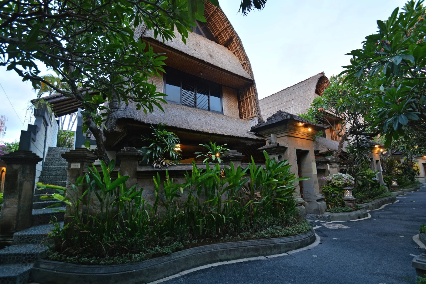 Puri Dewa Bharata Hotel & Villas