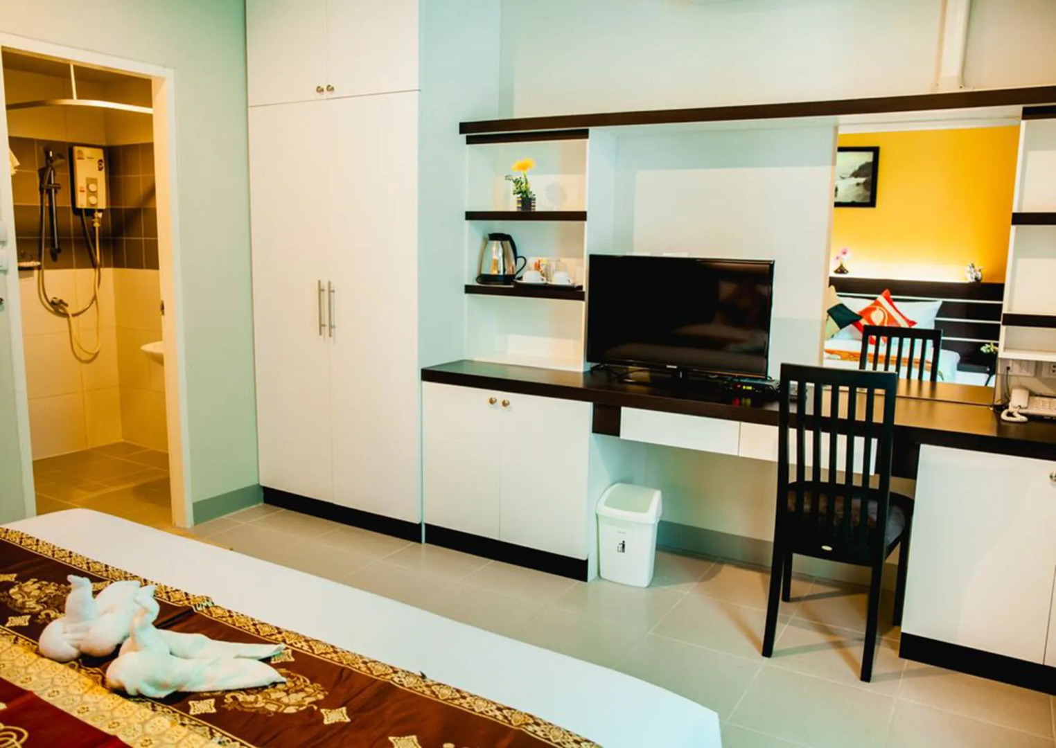 Chalong Boutique Inn